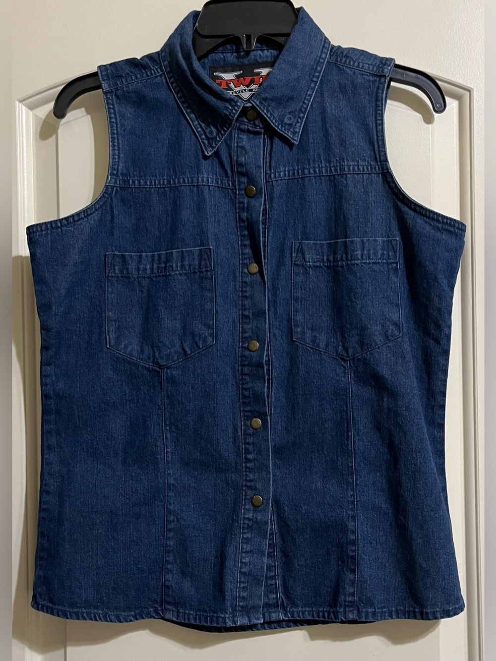 V Twin Motorcycle Apparel Women’s EAGLE Graphic Jean Denim Vest Size Small - Picture 2 of 5